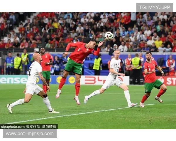 世界杯十大死亡之组的历史回顾:那些令人难忘的比赛瞬间与战术博弈 世界杯十大死亡之组的历史回顾:那些令人难忘的比赛瞬间与战术博弈